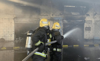 جدة.. الدفاع المدني يُخمد حريق سوق الصواريخ ولا إصابات