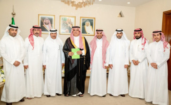 محافظ حفرالباطن يشيد بدور هيئة الصحفيين وبرامجها النوعية