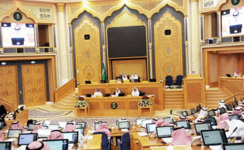 “الشورى” يطالب وزارة التجارة بوضع سقف أعلى لأسعار السلع الأساسية وإنشاء جمعيات تعاونية بأسعار مخفضة