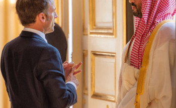 ولي العهد يلتقي رئيس الجمهورية الفرنسية