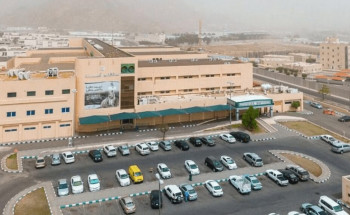 الفرق الطبية بمستشفى أحد تنهي معاناة طفل بعد عملية معقدة لإزالة ورم في الأنف