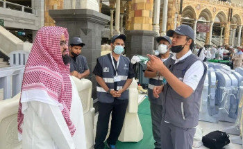 الفرق الصحية التطوعية تقدم خدماتها لضيوف الرحمن في المسجد الحرام