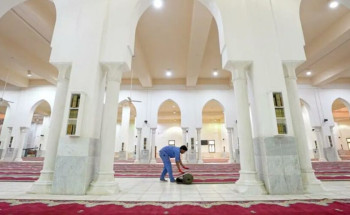 مسجد نمرة يتزين بأكثر من 125 ألف متر من السجاد الفاخر