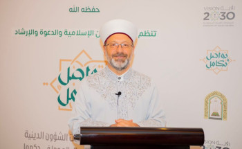 “علي أراباش” يشيد بدور المملكة الكبير وجهدها الاستثنائي في تعزيز السلم والأمن العالميين