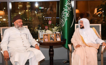 وزير الشؤون الإسلامية يلتقي أمير جمعية أهل الحديث المركزية لعموم الهند