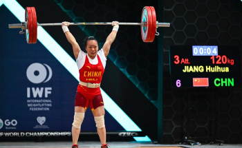 اكتساح صيني في بطولة العالم لرفع الأثقال للكبار