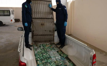 هيئة الزكاة والضريبة والجمارك في منفذ الربع الخالي تحبط محاولة تهريب أكثر من 114 كيلو جراماً من الحشيش