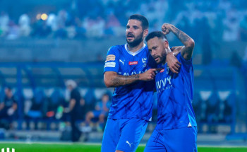 الهلال يحسم الديربي بثنائية في الشباب ويتصدر الدوري