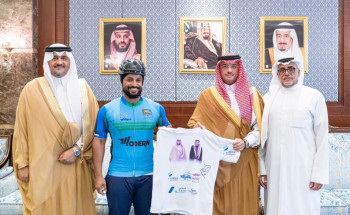 محافظ الأحساء يستقبل الرحالة حسن الشاوي