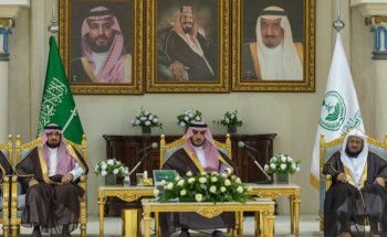 أمير الجوف يعلن خلال جلسته الدورية استحداث كليتين بجامعة الجوف.. منوهاً بما توليه القيادة من اهتمام لأبناء وبنات المنطقة