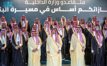 الأمير عبدالعزيز بن سعود يلتقي متقاعدي وزارة الداخلية.. ويشيد بجهودهم طيلة فترة عملهم