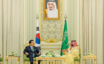 ولي العهد يستقبل رئيس جمهورية كوريا ويعقدان اجتماعا موسعاً وجلسة مباحثات رسمية ويشهدان مراسم توقيع عدد من الاتفاقيات