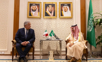 وزير الخارجية يستقبل نائب رئيس الوزراء وزير الخارجية الإيطالي
