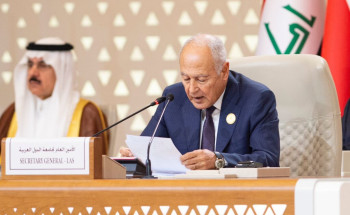 أمين جامعة الدول العربية يشدد على أهمية الوقف الكامل لإطلاق النار في قطاع غزة ووقف توسيع رقعة الحرب