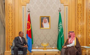 ولي العهد يلتقي رئيس دولة إرتيريا