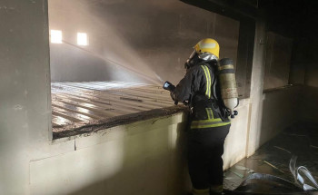 “مدني الرياض” يخمد حريقًا في سطح مبنى غير مأهول بحي العليا