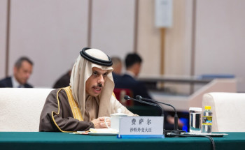اللجنة الوزارية المكلفة من القمة العربية الإسلامية المشتركة تعقد اجتماعاً مع نائب رئيس جمهورية الصين الشعبية