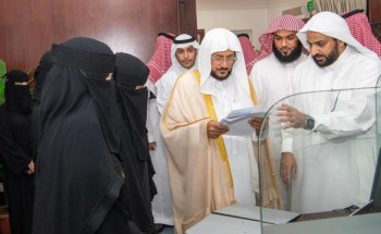 وزير “الشؤون الإسلامية” يتفقد مقر إدارة المساجد بمحافظة جدة