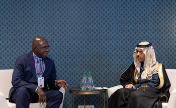 وزير الخارجية يلتقي وزير خارجية أنغولا