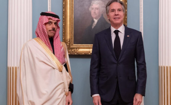 وزير الخارجية يلتقي وزير الخارجية الأمريكي