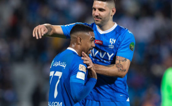 الهلال يتأهل إلى نصف نهائي كأس خادم الحرمين الشريفين⁩ بعد فوزه على التعاون بثلاثة أهداف دون مقابل