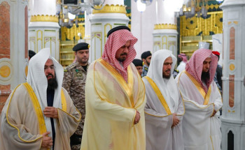 أمير منطقة ⁧المدينة المنورة‬⁩، ⁧‫سلمان بن سلطان‬⁩، يزور ⁧‫المسجد النبوي‬⁩ الشريف