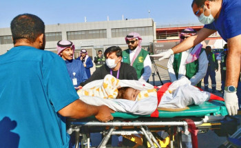 إنفاذًا لتوجيهات خادم الحرمين الشريفين.. وصول التوأم السيامي الإرتيري “أسماء وسمية” إلى الرياض