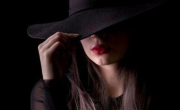 المفاخرة طالت الأموات