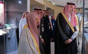 فيصل بن سلمان يتفقد مشروع موسوعة الحج والحرمين الشريفين