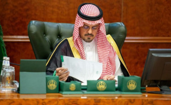 نائب أمير منطقة مكة المكرمة يرأس اجتماعًا للقيادات الأمنية المعنية بخدمة قاصدي المسجد الحرام