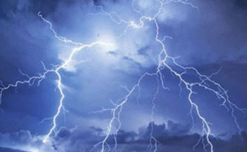 تبدأ بالتنويه وتنتهي بالأحمر.. “الأرصاد” يوضح مراحل “الإنذار المبكر”