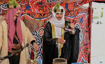 احتفالًا بيوم التأسيس.. أهالي الباحة يرتدون الأزياء التراثية