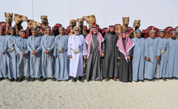 أمير منطقة حائل يزور الفعاليات المصاحبة لجادة الإبل في حائل