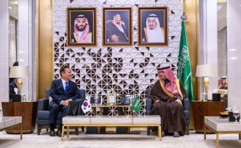 الأمير عبدالعزيز بن سعود يستقبل وزير الداخلية والسلامة في جمهورية كوريا