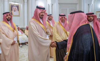 أمير المدينة المنورة يستقبل أصحاب الفضيلة والمعالي وجمعاً من المواطنين بمناسبة حلول شهر رمضان المبارك