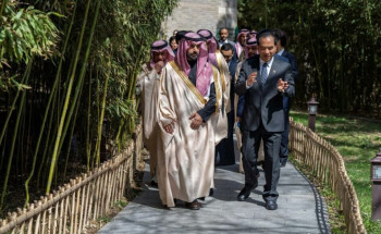 وزير الثقافة يلتقي رئيس جامعة بكين ويزور فرع مكتبة الملك عبد العزيز العامة بالجامعة