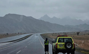 مع استمرار الحالة المطرية.. “الدفاع المدني” يدعو للابتعاد عن الأودية وتجمعات المياه