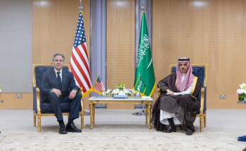 وزير الخارجية يلتقي وزير الخارجية الأمريكي