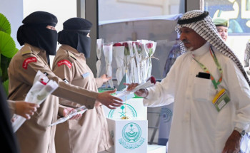 بمتابعة أمير الحدود الشمالية.. منفذ جديدة عرعر يستقبل أول أفواج ضيوف الرحمن من العراق