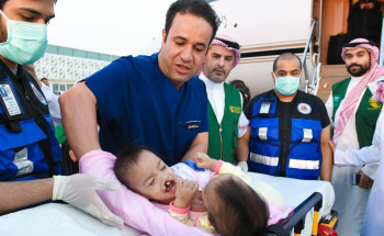 إنفاذًا لتوجيهات خادم الحرمين الشريفين وسمو ولي العهد.. وصول التوأم السيامي الفلبيني “أكيزا وعائشة” إلى الرياض