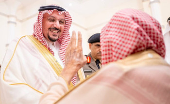 أمير منطقة القصيم يستقبل المهنئين بعيد الأضحى المبارك