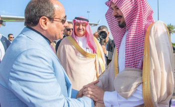 الرئيس المصري يصل إلى المدينة المنورة وفي استقباله أمير المنطقة