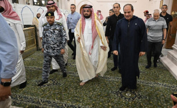 الرئيس المصري يزور المسجد النبوي