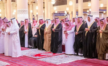 نائب أمير منطقة الرياض يؤدي صلاة الميت على صاحب السمو الأمير ناصر بن فهد بن فيصل آل فرحان آل سعود