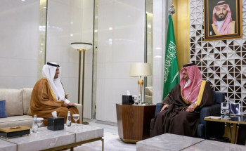 الأمير عبدالعزيز بن سعود يستقبل سفير دولة قطر لدى المملكة