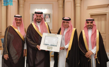 أمير منطقة المدينة المنورة يلتقي وزير التجارة