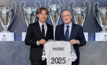 “ريال مدريد” يجدّد عقد نجمه الكرواتي “لوكا مودريتش”