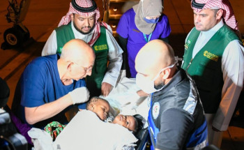 إنفاذًا لتوجيهات خادم الحرمين الشريفين وسمو ولي العهد.. وصول التوأم السيامي البوركيني بنتيّ راسماتا سوادوغو إلى الرياض