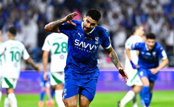 قفازات بونو تقود الهلال إلى نهائي كأس الدرعية للسوبر السعودي