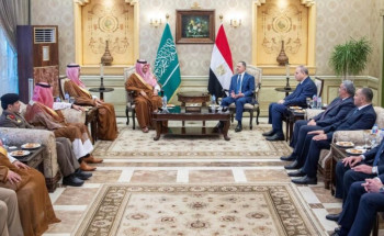 بتوجيه من القيادة.. الأمير عبدالعزيز بن سعود يصل القاهرة في زيارة رسمية لمصر